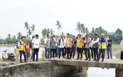 Bupati Pinrang Tinjau Normalisasi Saluran Irigasi Sepanjang 8 Km guna Dukung Ketahanan Pangan