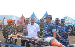 Bupati Pinrang Dampingi Danlanud Sultan Hasanuddin Tutup Festival Dirgantara Bumi Lasinrang