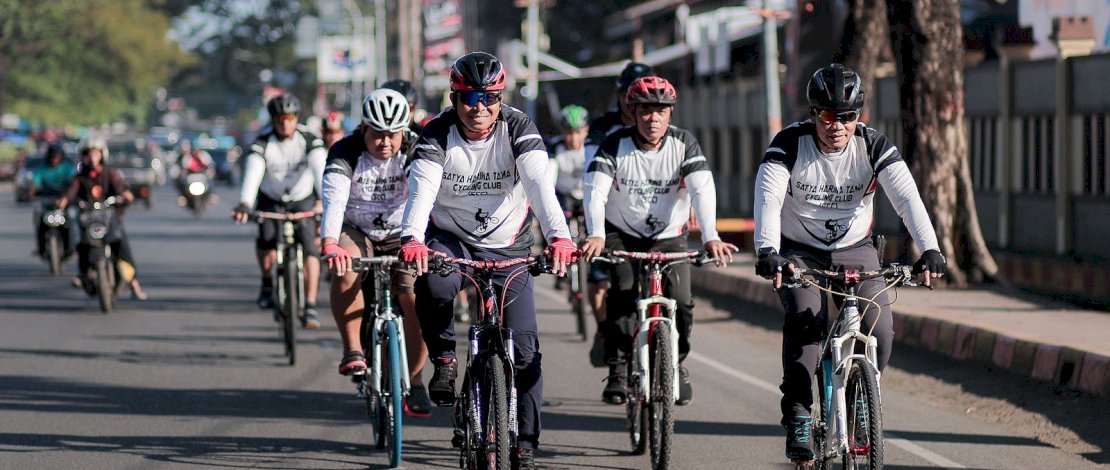Brimob Polda Sulsel Jaga Kesehatan dan Tali Silaturahmi Lewat Gobar SCC