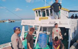 Cegah Laka Laut, Polres Selayar Perketat Pengawasan Bongkar Muat di Pelabuhan 