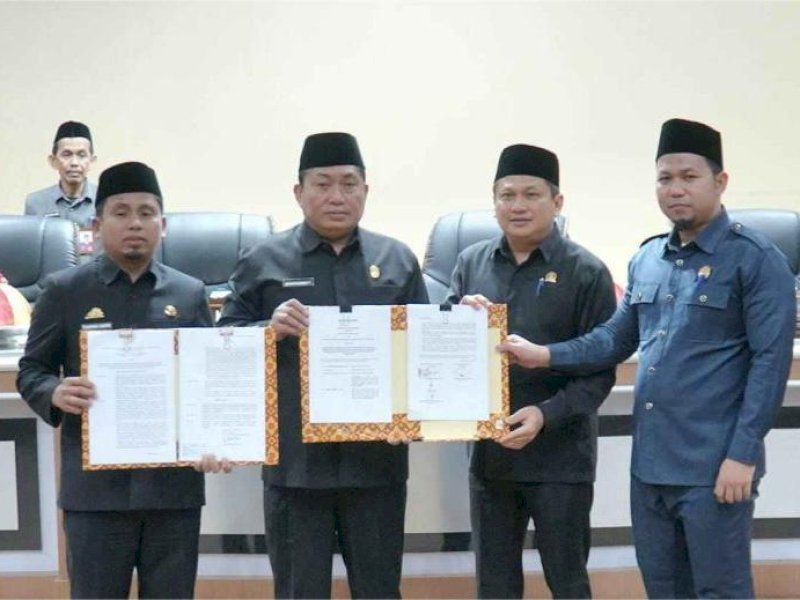 Wali Kota dan DPRD Parepare Sepakat Tetapkan LPJ APBD 2024 Jadi Perda