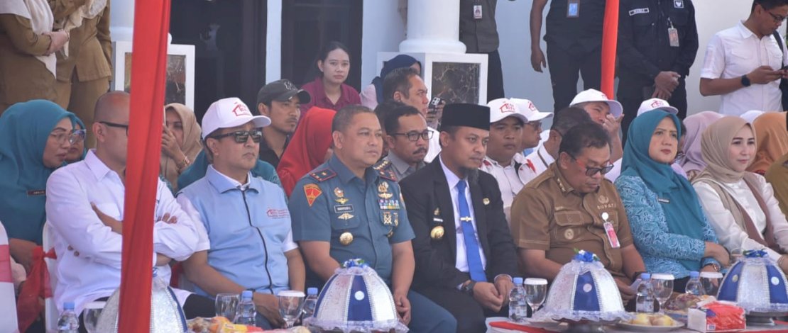  Komandan Pangkalan Utama TNI AL VI (Danlantamal VI) Makassar, Brigjen TNI (Mar) Dr. Wahyudi, S.E., M.Tr.Hanla., M.M., M.Han, menghadiri peluncuran kelembagaan 80.000 Koperasi Desa/Kelurahan Merah Putih yang dilaksanakan secara virtual oleh Presiden Republik Indonesia, Senin (21/07/2025).