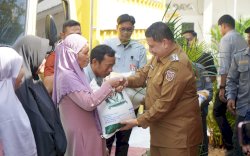 Wali Kota Makassar Lepas Penyaluran Bantuan Beras CPP 2025, Dinsos Pastikan Distribusi Tepat Sasaran