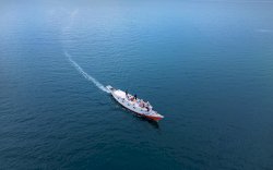 Perahu Sehat Pulau Bahagia: Layanan Kesehatan Menembus Batas Lautan di Pangkep