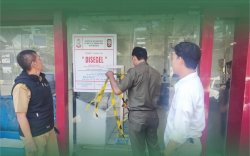 Satpol PP Makassar Buka Segel Rumah Makan di Jalan Arief Rate, Pelaku Usaha Berkomitmen Lengkapi Izin dalam 30 Hari