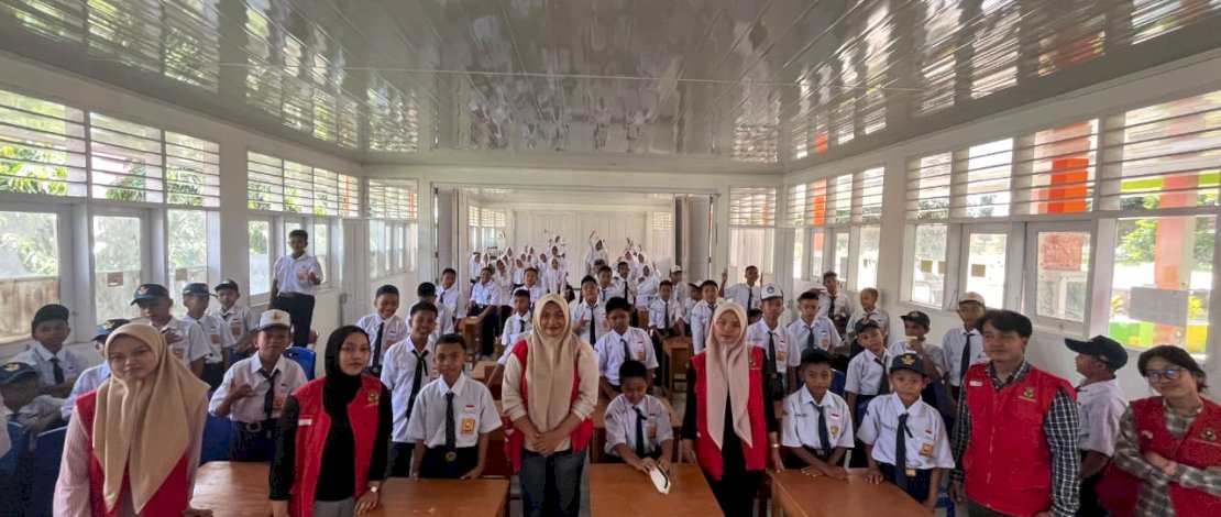 Mahasiswa KKN Unhas Edukasi Siswa SMP di Gantarang soal Gizi dan Pola Makan Sehat