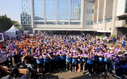 Dukung Lingkungan, BMPD dan BI Serahkan 1.000 Bibit Pohon ke Pemkot Makassar