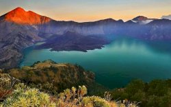 Setelah 10 Hari Ditutup, Gunung Rinjani Kembali Dibuka untuk Pendakian Mulai 11 Agustus