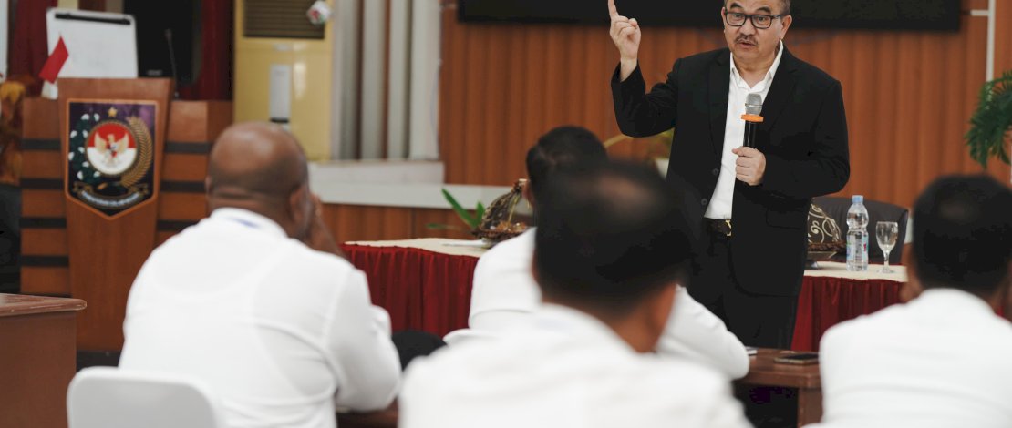 Sekda Sulsel Berbagi Ilmu dan Pengalaman di Hadapan Peserta PKA III PPSDM Kemendagri Makassar