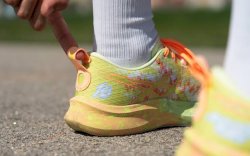 5 Fakta Menarik ASICS Noosa Tri 16, Bisa Dibeli dengan Promo 8.8 Agustus 2025 Sport Hype