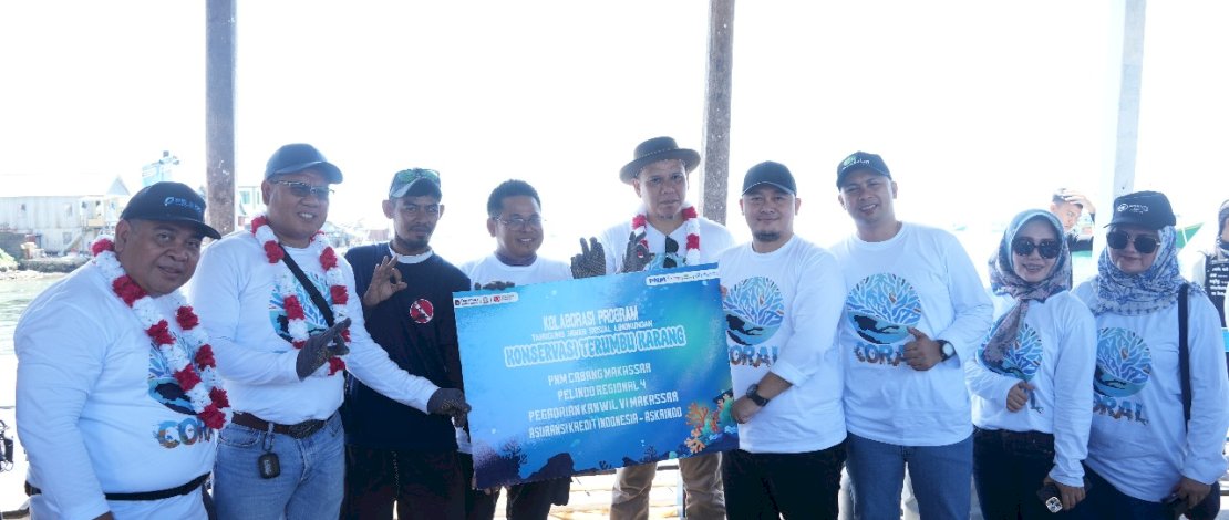 Pelindo 4 Makassar melaksanakan kegiatan konservasi terumbu karang bertema Merdeka Karangku, Lestari Lautku, di Pulau Barrang Lompo, Makassar, Selasa, 12 Agustus 2025.