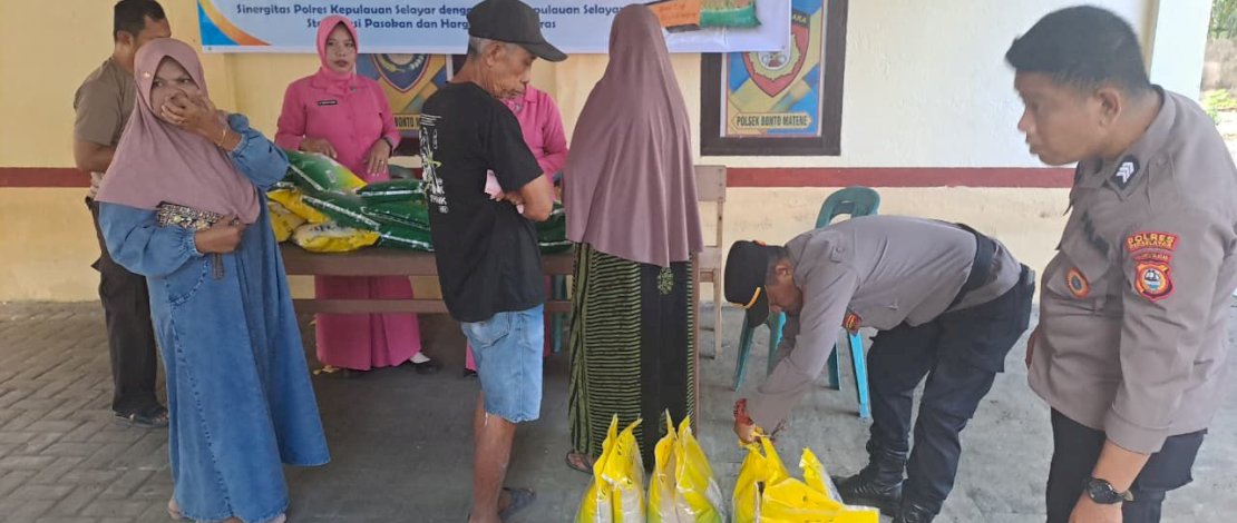 Harga beras yang melambung tinggi di Kepulauan Selayar membuat Polres Selayar ikut turun tangan melaksanakan Gerakan Pangan Murah.