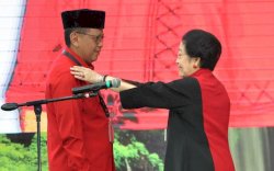 Megawati Kembali Tunjuk Hasto sebagai Sekjen PDIP di Tengah Sorotan Politik