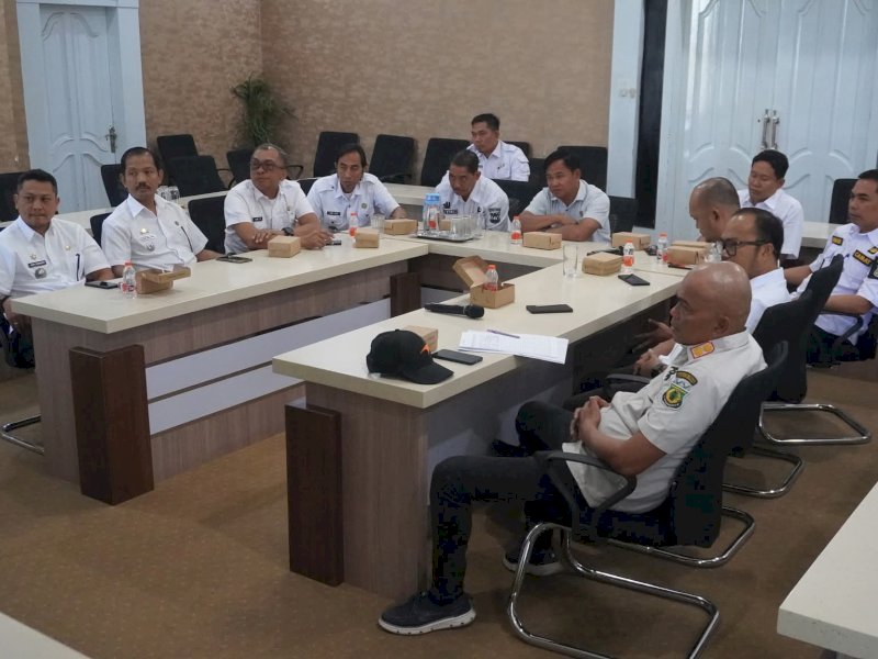 Bupati Pinrang Pimpin Rapat Evaluasi Pembangunan Kecamatan