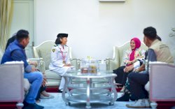 Wagub Sulsel Fatmawati Rusdi Apresiasi Dua Paskibraka Nasional 2025 dengan Tabungan Pendidikan