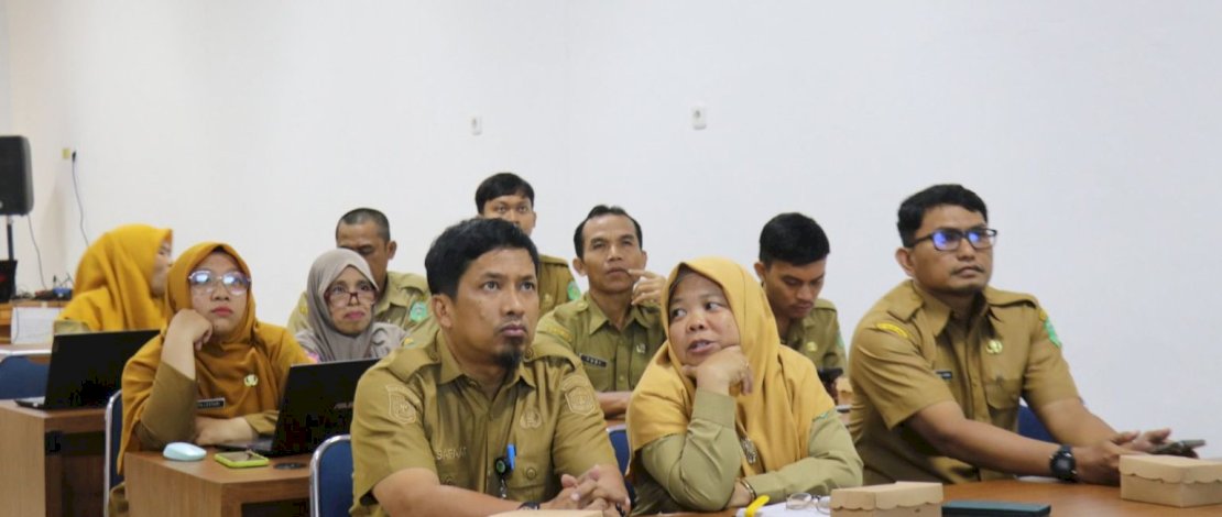 Pemerintah Kabupaten Luwu Timur ikut berpartisipasi aktif dalam sosialisasi DTSEN, melalui virtual, di Aula Diskominfo-Sp Kabupaten Luwu Timur, Selasa, 26 Agustus 2025.
