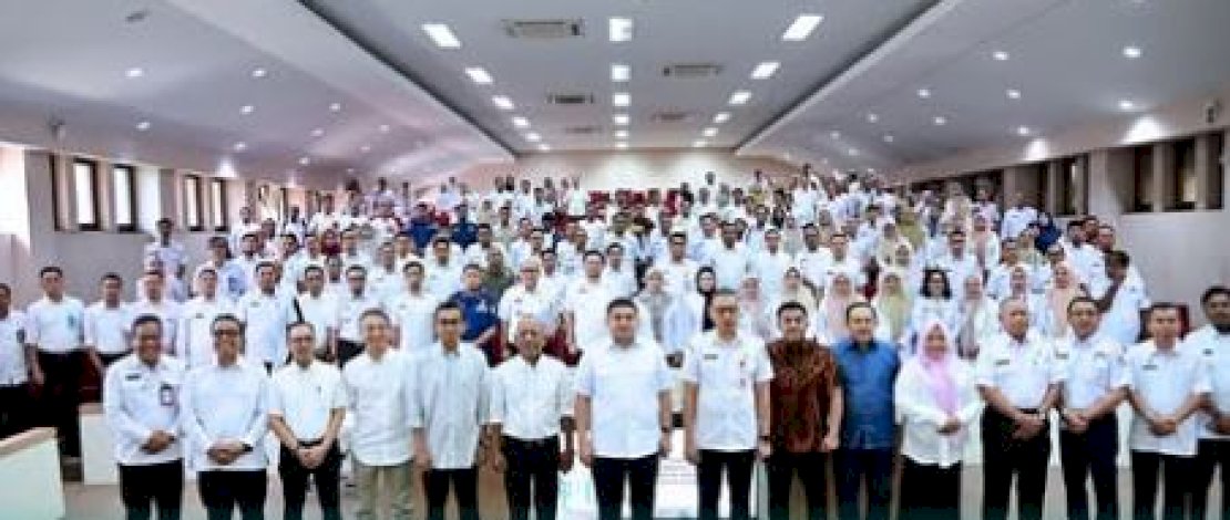 Kepala Bappeda Hadiri Monitoring dan Evaluasi Triwulan II Lingkup Pemkot Makassar