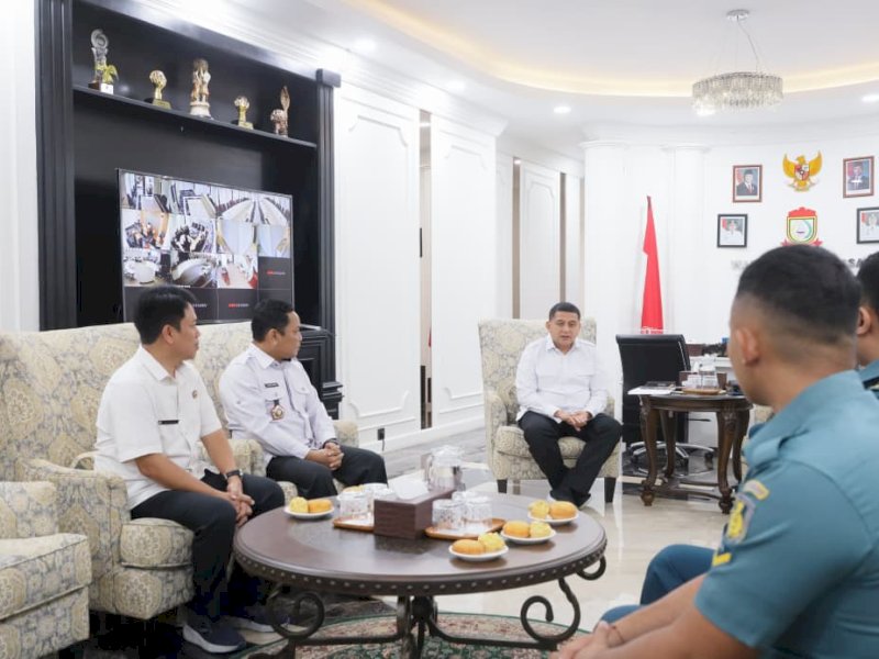 Ladokdi TNI AL dan Walkot Makassar Kolaborasi Pemeriksaan Gigi Gratis Bagi Warga
