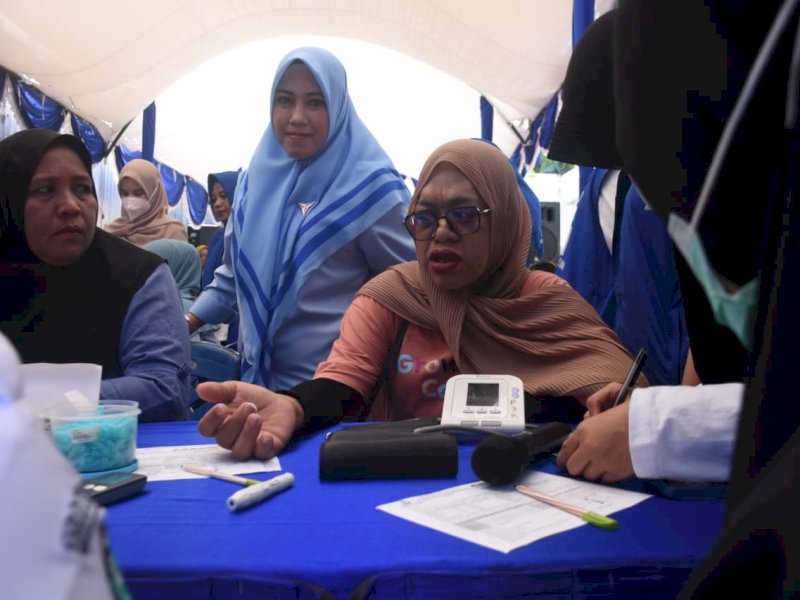 Sambut HUT Demokrat, Fatma Wahyudin Gelar Pemeriksaan Kesehatan Gratis 