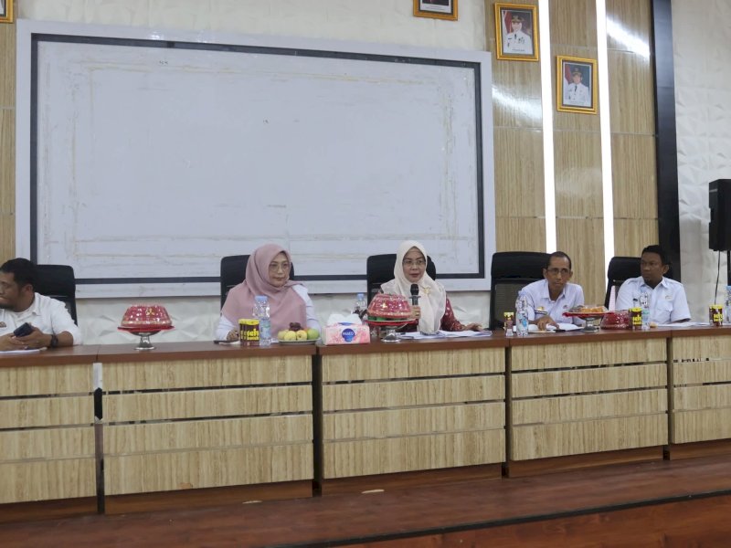 Ketua TP-PKK Pinrang Pimpin Rapat Final Persiapan Adventure Culture International Folklore dan Festival 2025