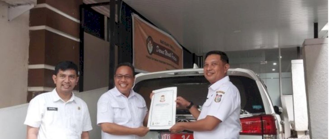 Mantan Sekwan DPRD Makassar, Dahyal, Resmi Kembalikan Barang Inventaris Negara Usai Dilantik Jadi Kepala Bappeda