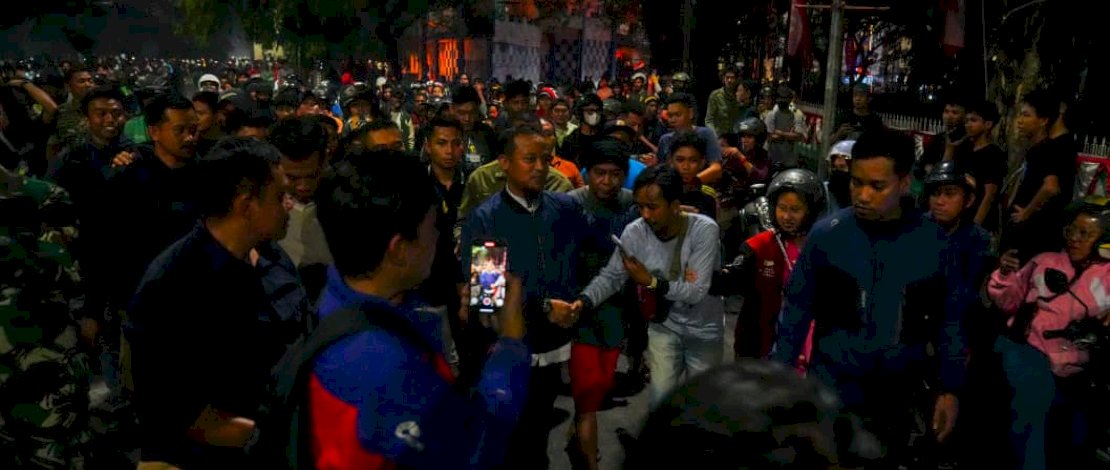 Temui Massa Aksi, Gubernur Andi Sudirman Imbau Masyarakat Menahan Diri dan Jaga Sulsel