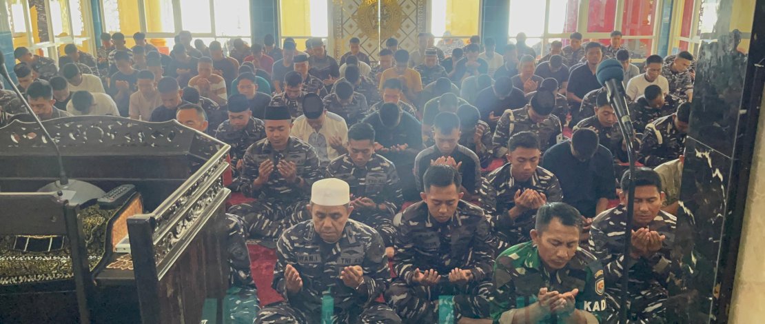 Jalur Langit Prajurit Kodaeral VI: Doa Bersama untuk Keselamatan Negeri Jalur Langit Prajurit Kodaeral VI: Doa Bersama untuk Keselamatan Negeri