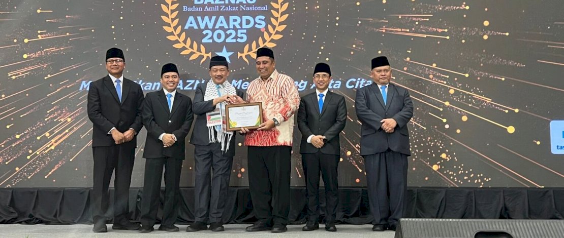 Bupati Maros Raih Baznas Award 2025 sebagai Kepala Daerah Pendukung Zakat Bupati Maros Raih Baznas Award 2025 sebagai Kepala Daerah Pendukung Zakat