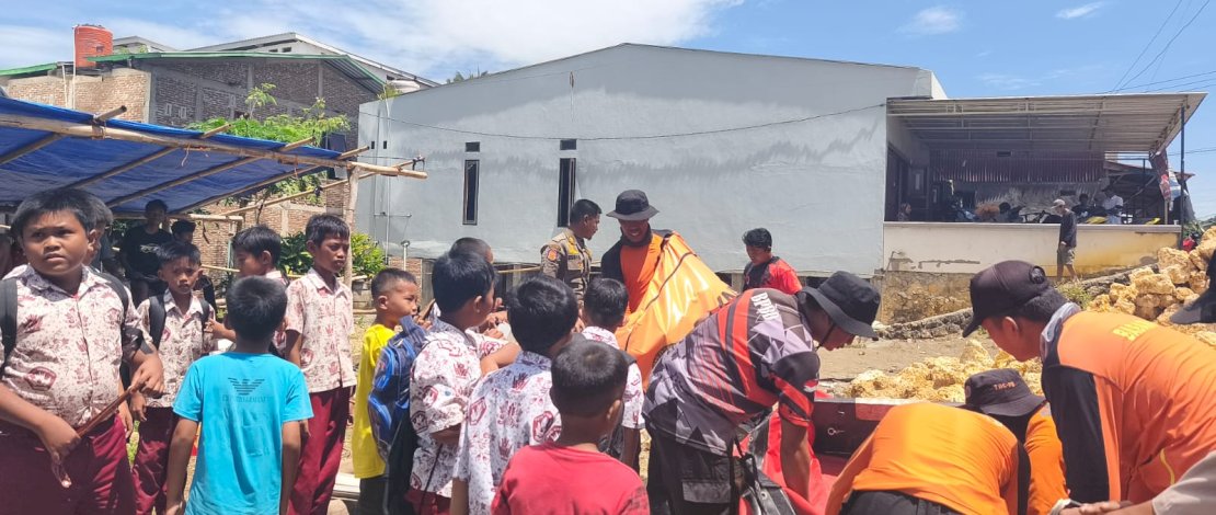 Pria di Bone Nekat Lompat dari Jembatan, Tim SAR Masih Lakukan Pencarian