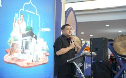 Wali Kota Makassar Dorong UMKM Lokal Masuk Paket Perjalanan Umrah di Garuda Indonesia Umrah Travel Festival 2025