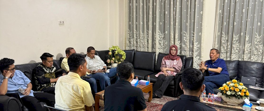 Ketua DPRD Sulsel, Rachmatika Dewi, bersama sejumlah Anggota DPRD Sulsel menemui Hamka B Kady, Jumat malam, 5 September 2025.