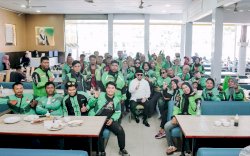 Jamu Puluhan Ojol, Hardiman Rewa Ingatkan Jaga Keselamatan Saat Bekerja