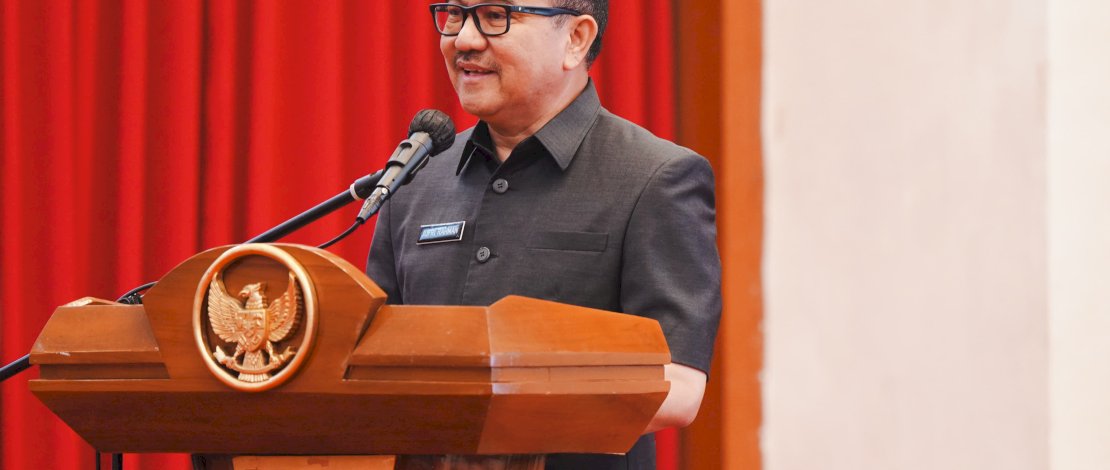 Sekretaris Daerah Provinsi Sulsel, Jufri Rahman, mewakili Gubernur Andi Sudirman Sulaiman, membuka Seleksi Kader Muda TP PKK Provinsi Sulsel Tahun 2025, di Aula Asta Cita Rumah Jabatan Gubernur Sulsel, Senin, 8 September 2025.
