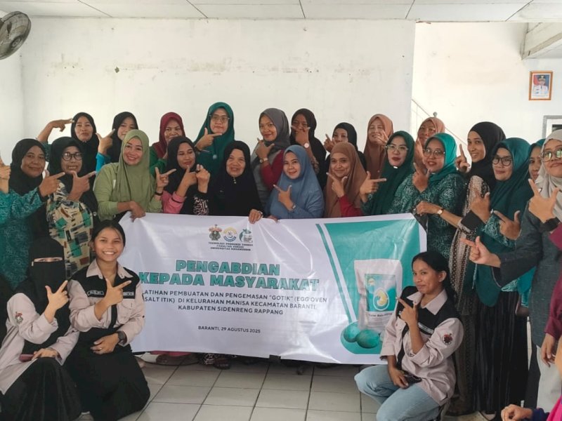 Unhas Luncurkan Inovasi "GOTIK", Telur Asin Oven Khas Sidrap untuk Tingkatkan Nilai Ekonomi Peternak Itik