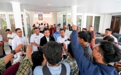 Gubernur Sulsel Terima Kunjungan Menko Hukum dan HAM Yusril Ihza Mahendra