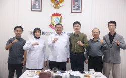 Investor Asal Tiongkok Paparkan Desain Stadion Untia di Hadapan Munafri-Aliyah