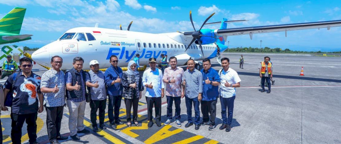 Gubernur Sulsel Resmikan Penerbangan Perdana Makassar&ndash;Bone Bersama Fly Jaya Airlines