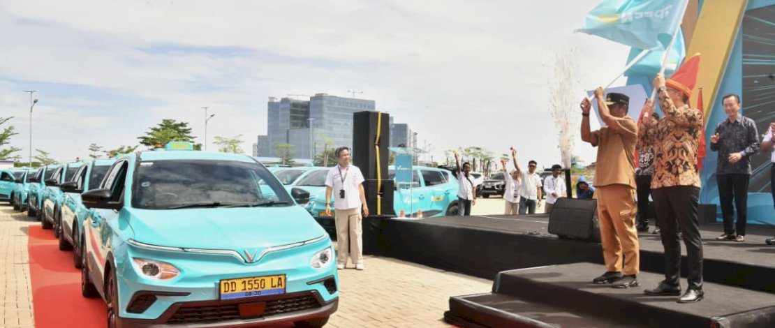 Gubernur Sulsel Resmikan Green SM, Taksi Listrik Modern Pertama di Makassar