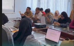 Bappeda Makassar Hadiri Rapat Pengharmonisasian Ranperwali Makassar Creative Hub
