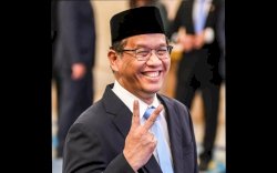 Menkeu Purbaya Sentil Akademisi: “Kalau Mau Kritik, Belajar Undang-Undang Dulu!”