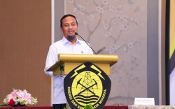 Gubernur Andi Sudirman Hadiri Penandatanganan MoU Distribusi Gas Bumi Bersama Kementerian ESDM Ditjen Migas 