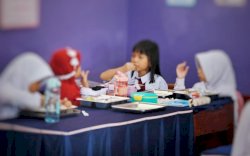 Program Makan Bergizi Gratis Dipertanyakan Usai 569 Pelajar Garut Keracunan 