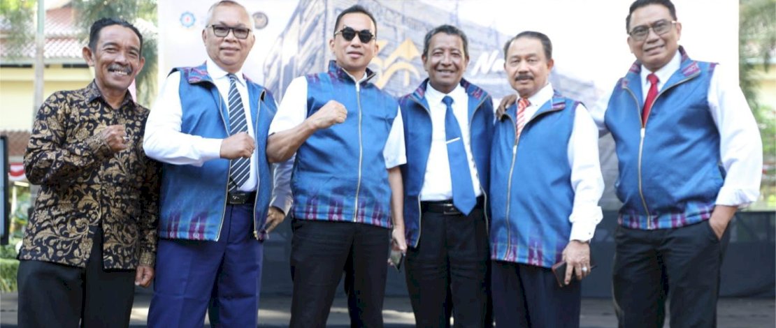 Politeknik Pariwisata (Poltekpar) Makassar menggelar puncak perayaan Dies Natalis ke-34 di Lapangan Gedung Rektorat Poltekpar Makassar, Jumat, 19 September 2025.