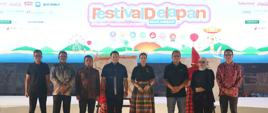 Makassar International Eight Festival & Forum (F8) kembali digelar tahun ini. Pembukaan berlangsung di area parkir Trans Studio Mall (TSM) pada Rabu malam (24/9)