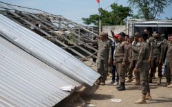 Satpol PP Makassar Tertibkan Bangunan Liar di Depan Trans Studio Mall