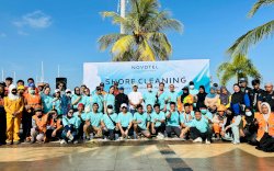 500 Kg Sampah di Losari Berhasil Dikumpulkan dalam Aksi Bersih Novotel Makassar