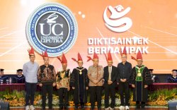 Wisuda Perdana Universitas Ciputra Makassar, Wali Kota Munafri Dorong 164 Lulusan Jadi Entrepreneur Muda