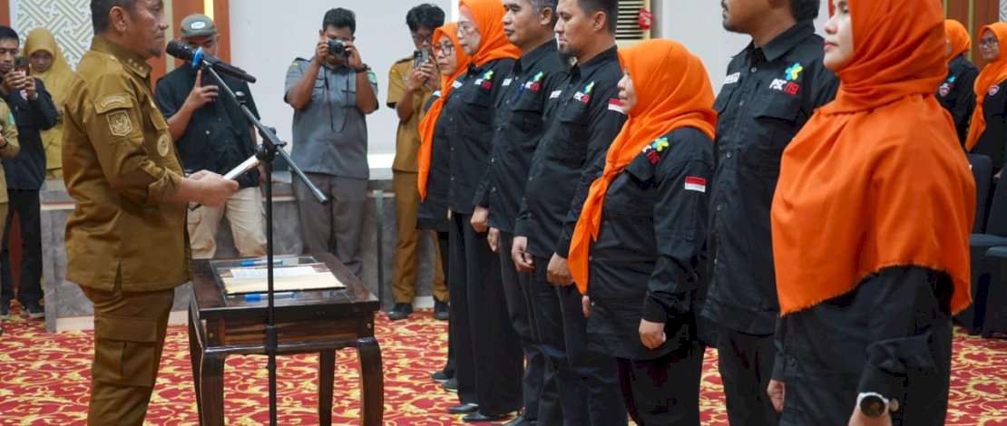 Bupati Luwu Timur, Irwan Bachri Syam, melantik tim Public Safety Center (PSC) 119, 
di Aula Sasana Praja kantor Bupati, Selasa, 30 September 2025.