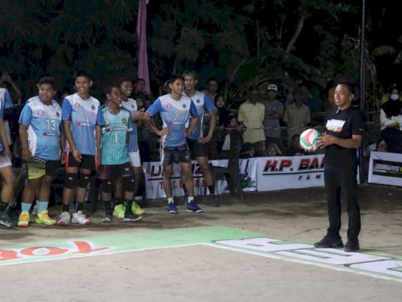 Bupati Sidrap Buka Manisa Cup III, Puji Lapangan Voli Terbaik dan Dorong Ajang Jadi Bupati Cup