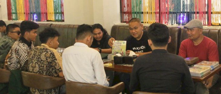 Komunitas Titik Kumpul Literasi Gelar Meet and Greet Bersama Teguh Santosa